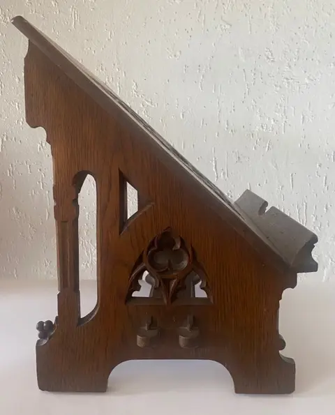 Boekenstandaard / bijbelstandaard (1) - Middeleeuwse stijl - Hout - 19e eeuw