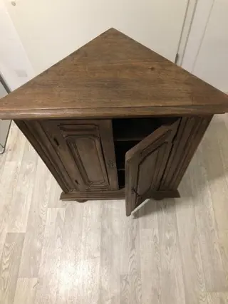 Hoekkast - Eik - 19e eeuw