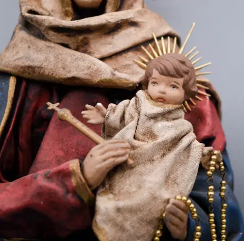 Beeld, Maagd en kind - doek, houtpulp - Eerste helft 20e eeuw