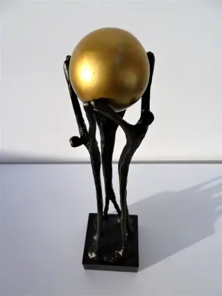 Corry Ammerlaan van Nieuwkerk - "Warmte" - Artihove - Beeld - Verbronsd