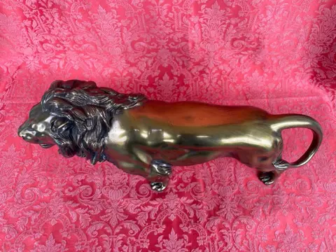 Beeld, Leeuw - Brons (verguld/verzilverd/gepatineerd/koud geschilderd)