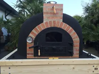 Nieuw model pizzaoven Traditinal BRick High alumina 120/90cm