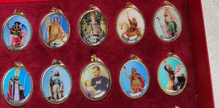 Medailles (30) - Messing