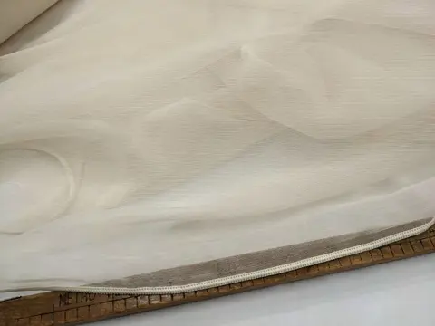 Miglioretti lichtdoorschijnend gordijn - 660 x 300 cm - Hars/polyester, PES - 2012