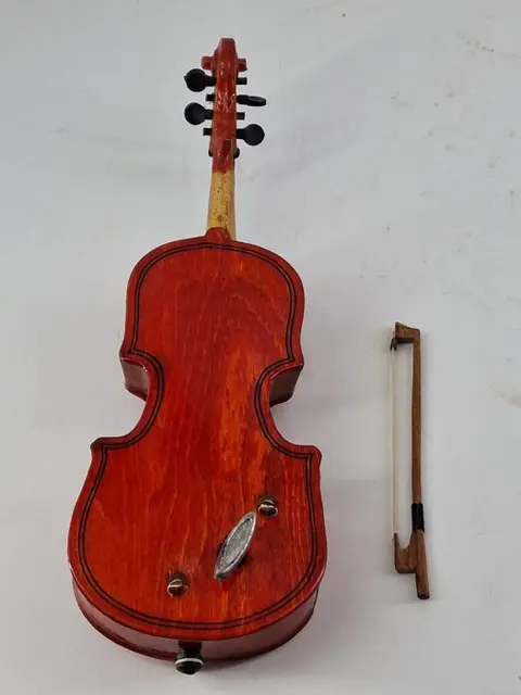Muziekdoos, Miniatuur viool met speeldoos in koffer - Hout