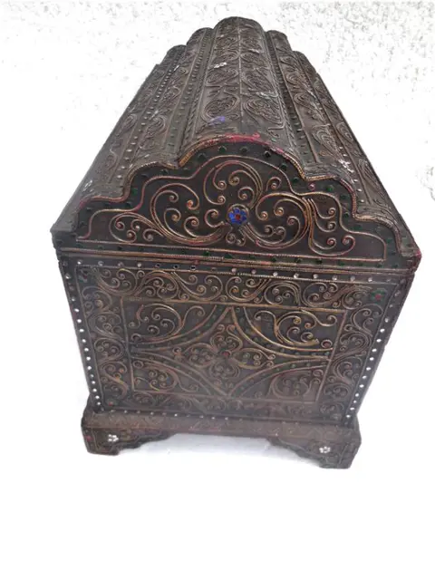 grote houten kist met glazen stenen (1) - Modern - Hout