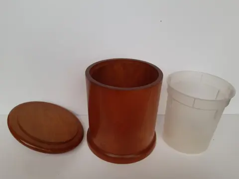 Grote vintage dekselpot - Hout