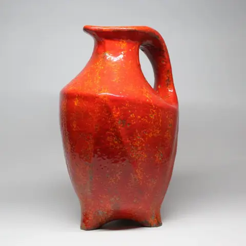 Hungarian arts and crafts company - Vloervaas uit het midden van de eeuw - Aardewerk