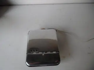 Vestzak gehoorapparaat met oortje. - IJzer (gegoten/gesmeed), Leder