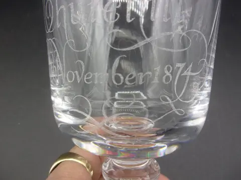 WHITEFRIARS - Geoffrey BAXTER - Churchill geboorte herdenkingsglas - Kristal