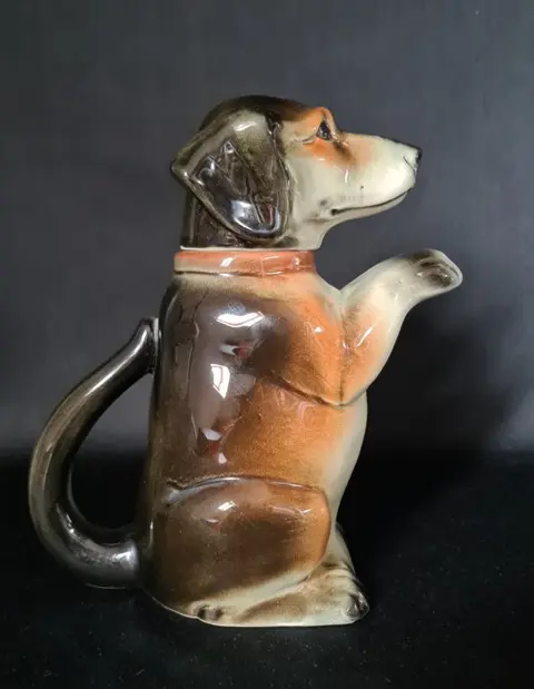Cortendof - Theepot Teckel ca. 1959 - Aardewerk