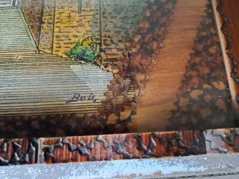 Dienblad " Monument de la Victoire " - Hout, litho