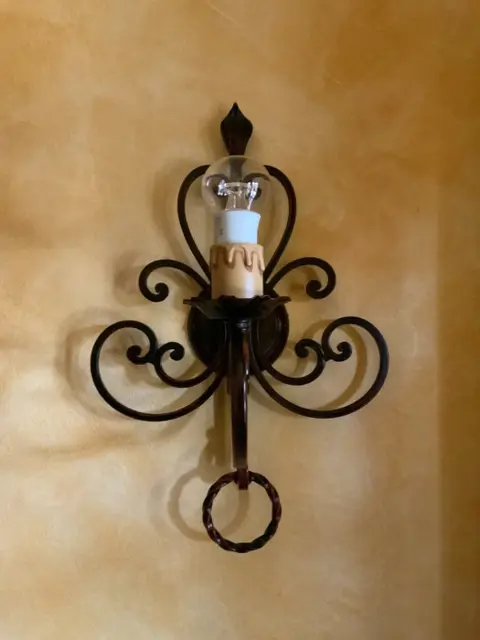 Muurlamp (3) - IJzer (gegoten/gesmeed)