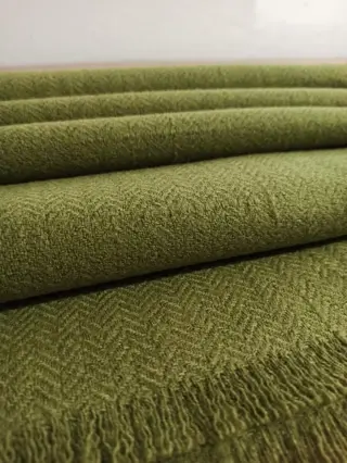 210 x 140 cm - Tweedstof van zuivere wol - Wol - 21e eeuw