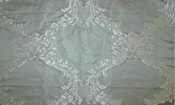 Damast zijde stof - 300 x 140 cm - Zijde - 21e eeuw