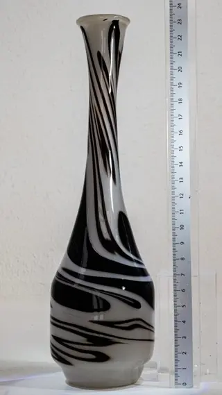Kurt Wallstab - Artistieke Studio Glazen Vaas - Gesigneerd - Hoogte 24 cm - Glas