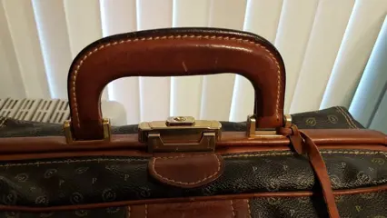 Beautiful Italian Pollini doctor's bag/travel bag leather - Leder