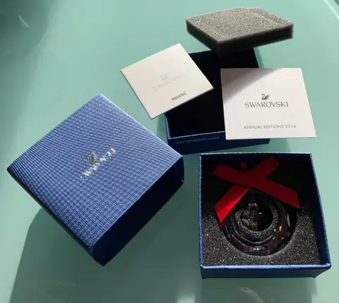 Beeld(je), Baby's eerste kerst - Glas