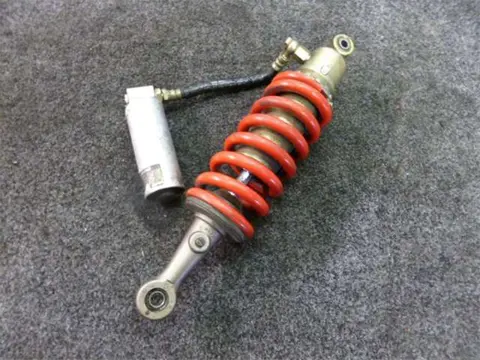 ACHTER SCHOKBREKER Triumph Speed Triple 955 2000 - 2004