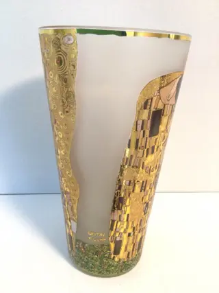 Gustav Klimt ( after ) - Goebel - Vaas “De kus” - Glas