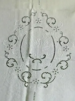 Gordijn Museale 100% linnen met opengewerkt en satijnsteek Engelen handborduurwerk 210x300cm - Linnen - 21e eeuw