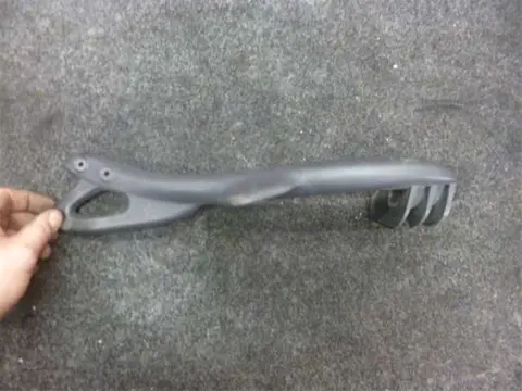 RECHTER KOFFERBEUGEL BMW K 1200 RS 1997 - 2000 / 2001 - 2005