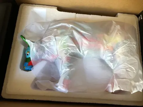 Cow Parade. Cowparade.Brenner Motors Large - Beeld(je) - Poly Resin