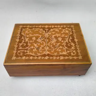 Muziekdoos (1) - Hout