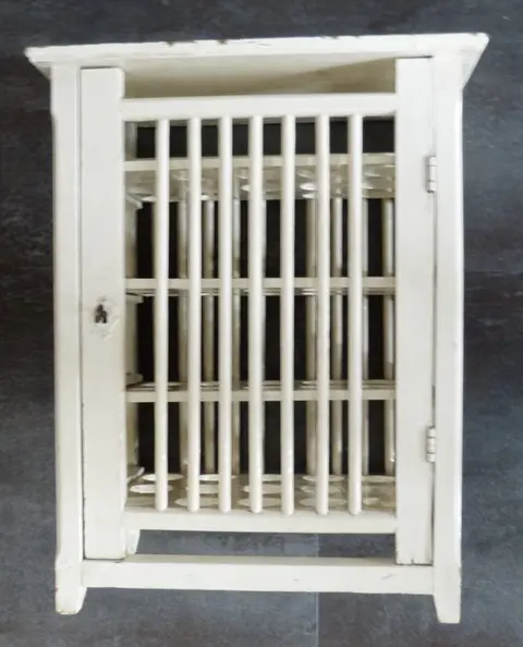 Eierkast, kippeneiermand, miniatuur ei met konijn (3) - Hout, gelakt metaaldraad