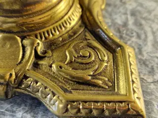 Inkt staan (1) - Messing