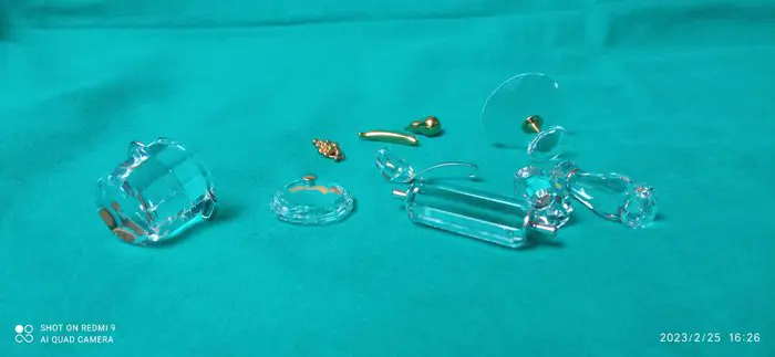 Swarovski - Pot met Pollepel 665047 - Fruitschaal 200226 - Peper en Zout 665053 + Deegroller (4) - Kristal