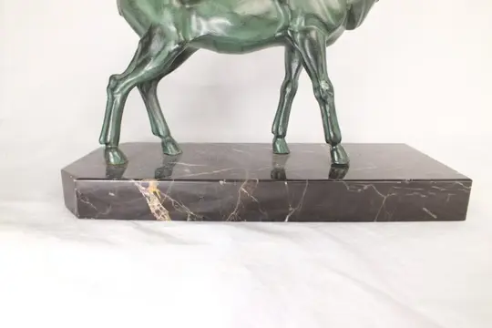 Beeld - Hert - Zamak - Natuursteen