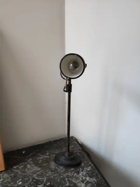 Bureaulamp (1) - Kunst en ambachten - Staal