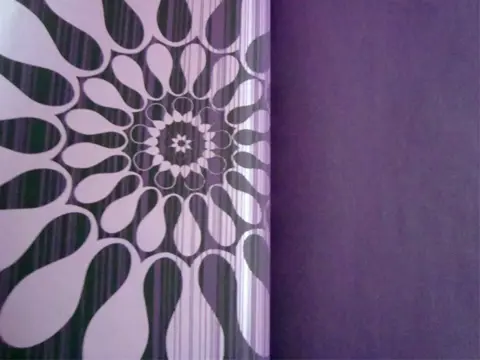 Retro paars vlies behang 27