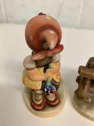 M.I. Hummel - Goebel - Beeldjes, kinderen met ganzen - Hummel nrs. 47 en 195 - TMK-3 en TMK-4 (2) - Porselein