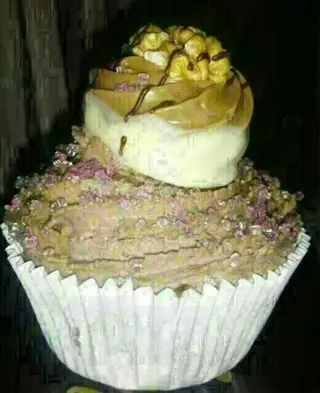 Heerlijke cupcakes cakepops en taarten