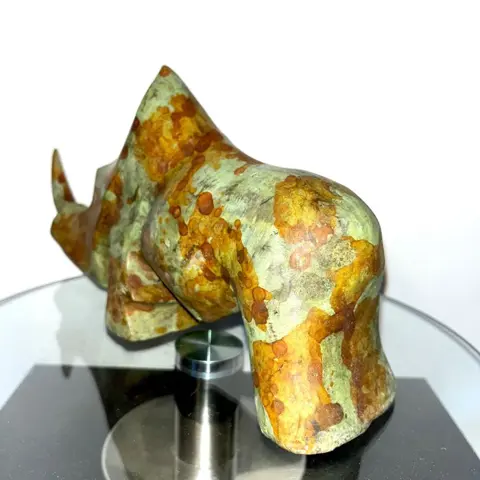 Issouf Derme - Bronzen beeld van een neushoorn - 15 cm - Brons