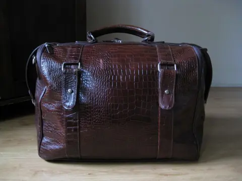 Large Tough, Vintage Doctor's Bag, (50 x 30 x 48 cm) High Quality - Faux Alligator Leather, Stainless steel