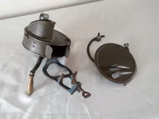 Oude "Curiosity" aardappelmolen van het merk O. O. S (1) - IJzer (gegoten/gesmeed)