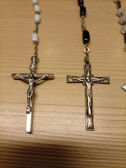 Verzameling van 7 rozenkransen (7) - Diverse materialen