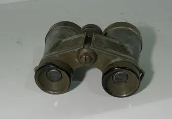 Verrekijker, Diana - Glas, IJzer (gegoten/gesmeed)