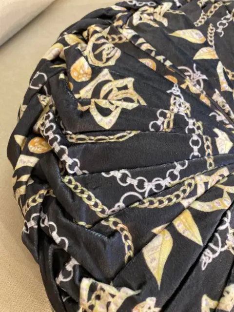 6 ronde neobarokke kussens in zwart en goud geschoren fluweel (6) - Hars/polyester, Katoen - 21e eeuw