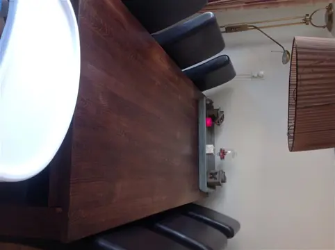 Complete eettafel met 6 stoelen