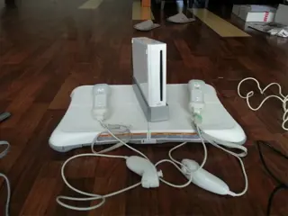 Nintendo wii, balance board, games, accesoires