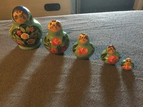 Prachtige collectie Matroesjka’s , in div. kleuren (16) - hout berk