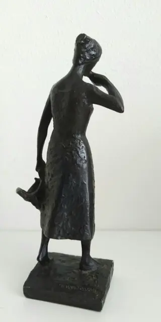 Vera van Hasselt - Fraai beeld van Mariken van Nimwegen - Hars/polyester