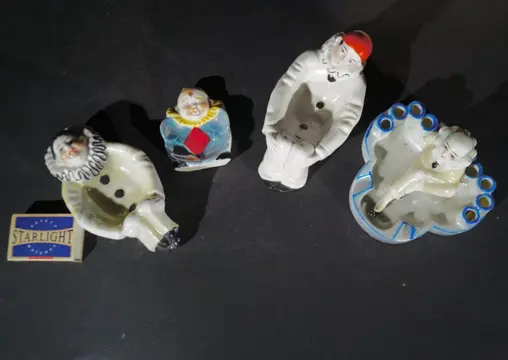 Tophine en andere - Beeldjes, Pierot (12) - Keramiek