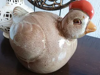 Country decoration: original Size Garden / Kitchen statue Rooster in earth tones - Aardewerk