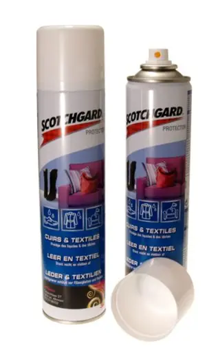 Geen vlekken op de stoelen!