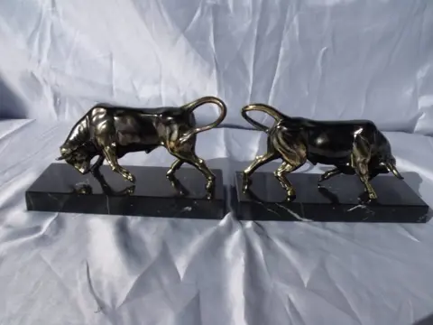 stieren boekensteunen - Art Deco - Marmer, metalen marmer